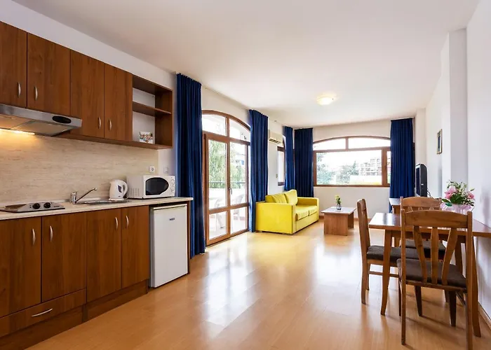 Complex Sunrise By Hmg מלון 3*