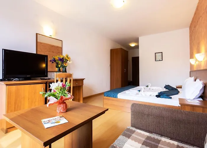 Готель Complex Sunrise By Hmg Сонячний Берег