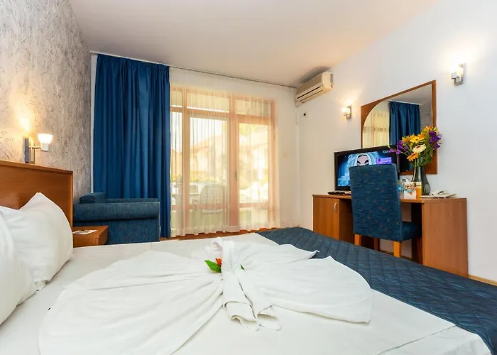 Complex Sunrise By Hmg ホテル