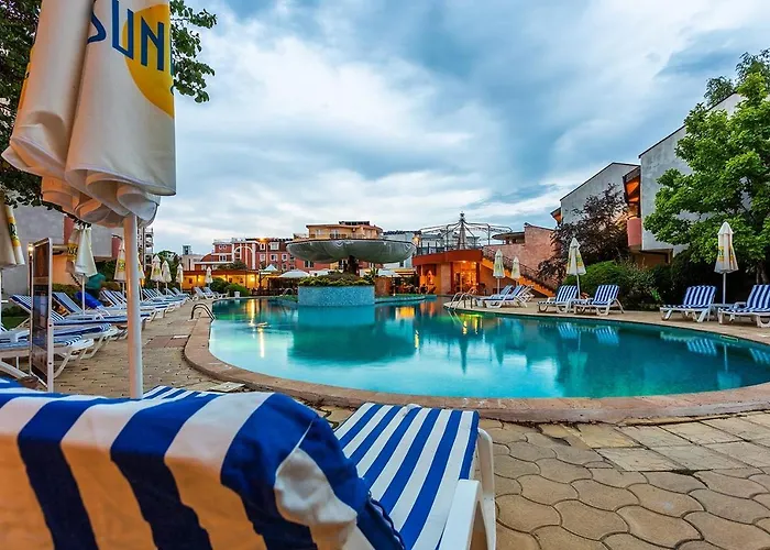 Complex Sunrise By Hmg Сонячний Берег