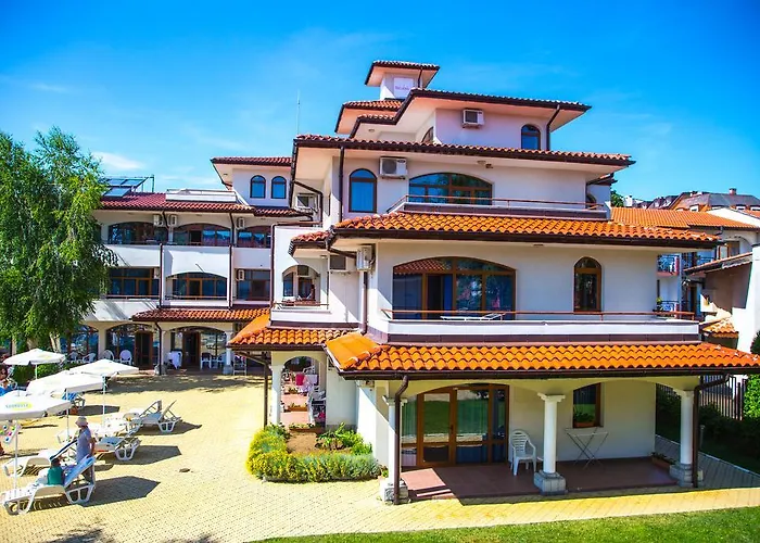 Complex Sunrise By Hmg Сонячний Берег