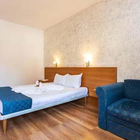 Complex Sunrise By Hmg Hotell 3*