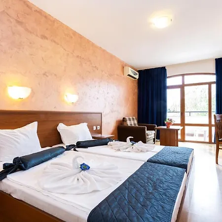 Complex Sunrise By Hmg 3* Slantchev Briag