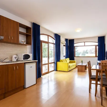 Complex Sunrise By Hmg מלון 3*