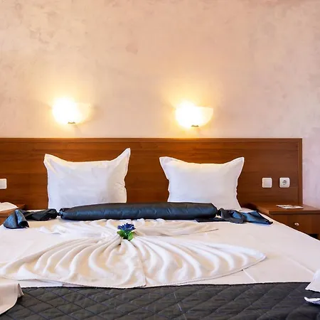 מלון Complex Sunrise By Hmg 3*