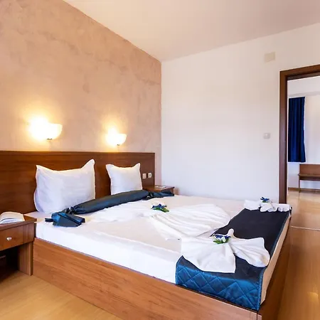 Complex Sunrise By Hmg סאני ביץ'